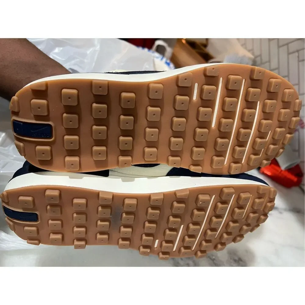 Nike Waffle One SE Coconut Milk/Midnight Navy size 7